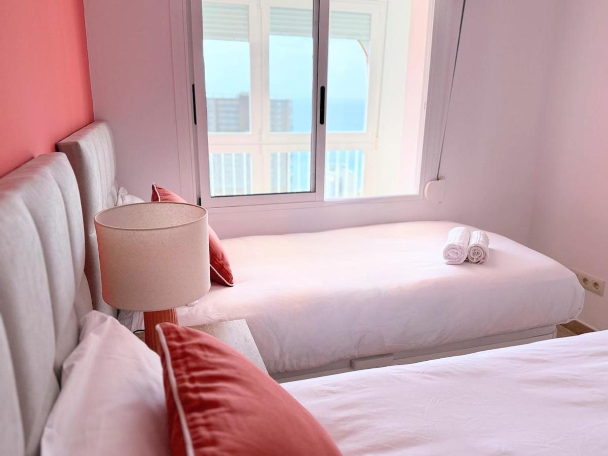 Apartamento A Estrenar Con Vistas A La Playa De Levante Con Plaza De Garaje